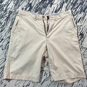 Tommy Hilfiger 100% Cotton, Plain Front Khaki Shorts - MEN'S 33